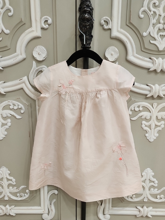 Bonpoint Other - Bonpoint Girl Pink Silk Dress with Delicate Embroidery Size 2